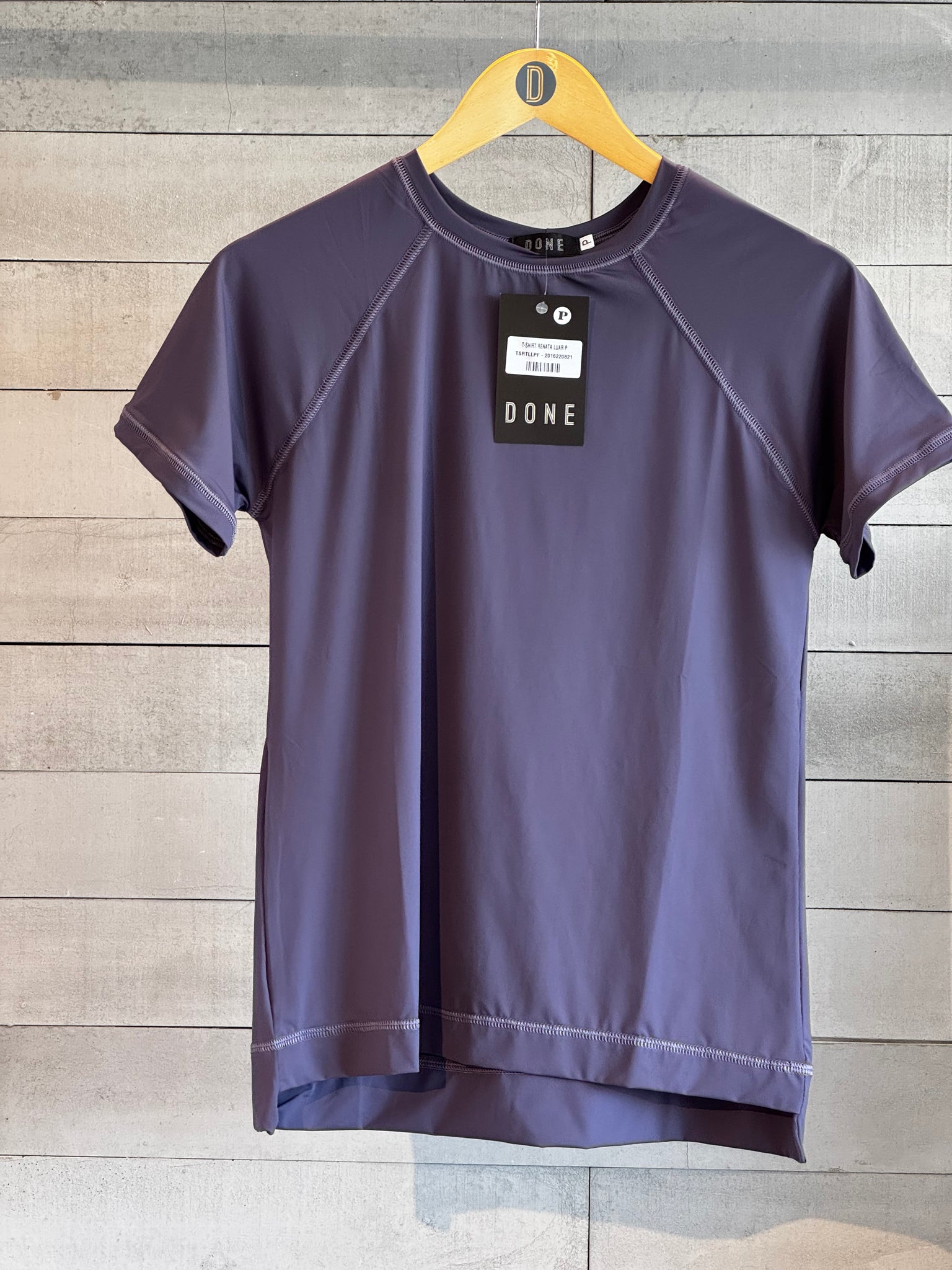 T-shirt Renata Luar